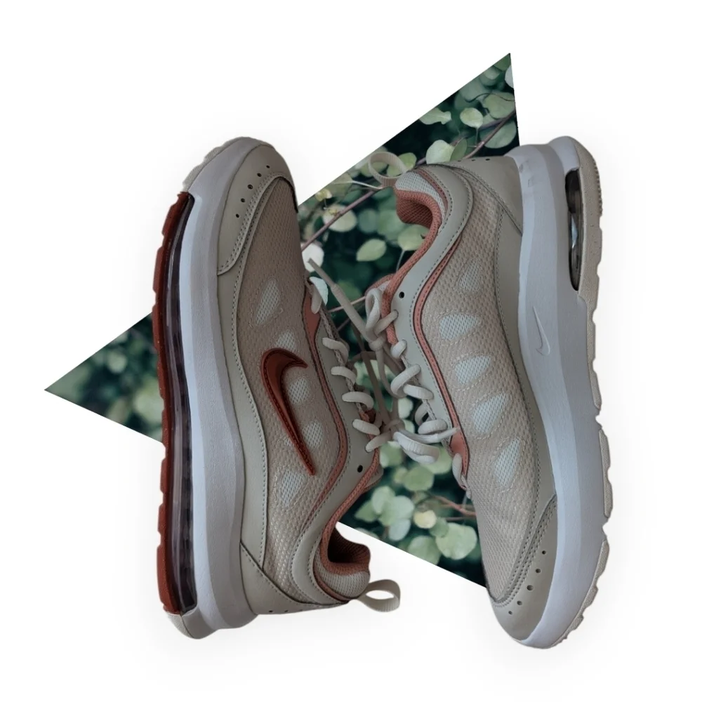 Nike Women's Air Max AP Shoe Sizes 8 , 8.5 and 9